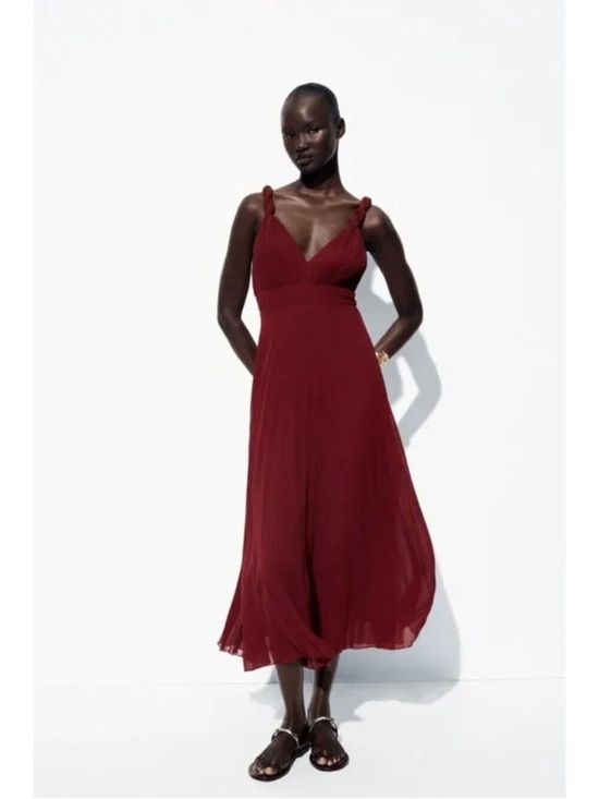 Zara Dresses & Skirts - Zara Knot-Shoulder V-Neck Midi Dress in Burgundy
